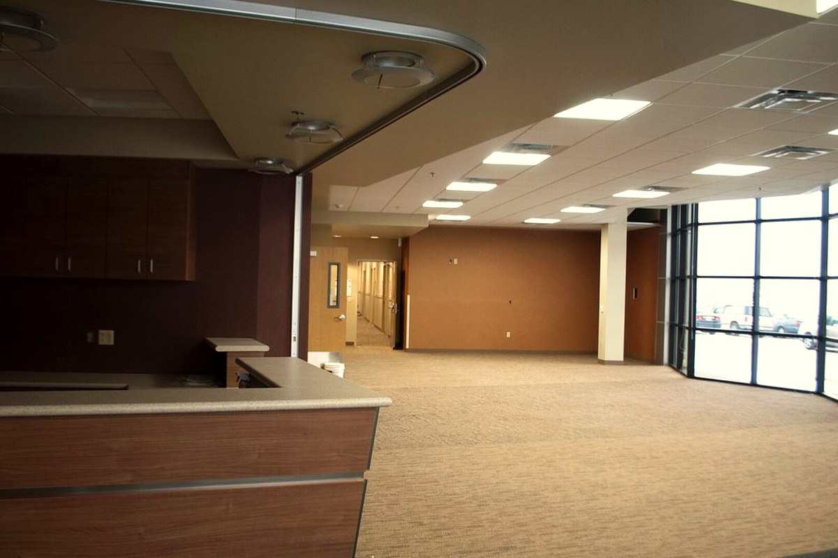 The waiting lobby of a veterans outpatient clinic